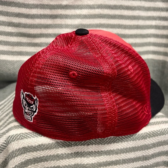 Top of the Wolrd NC State Wolfpack Baseball Hat NWT - Picture 2 of 4